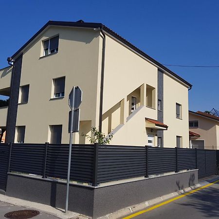 Apartizola Exterior foto